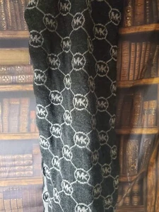 Michael Kors Reversible Scarf - Picture 1 of 4