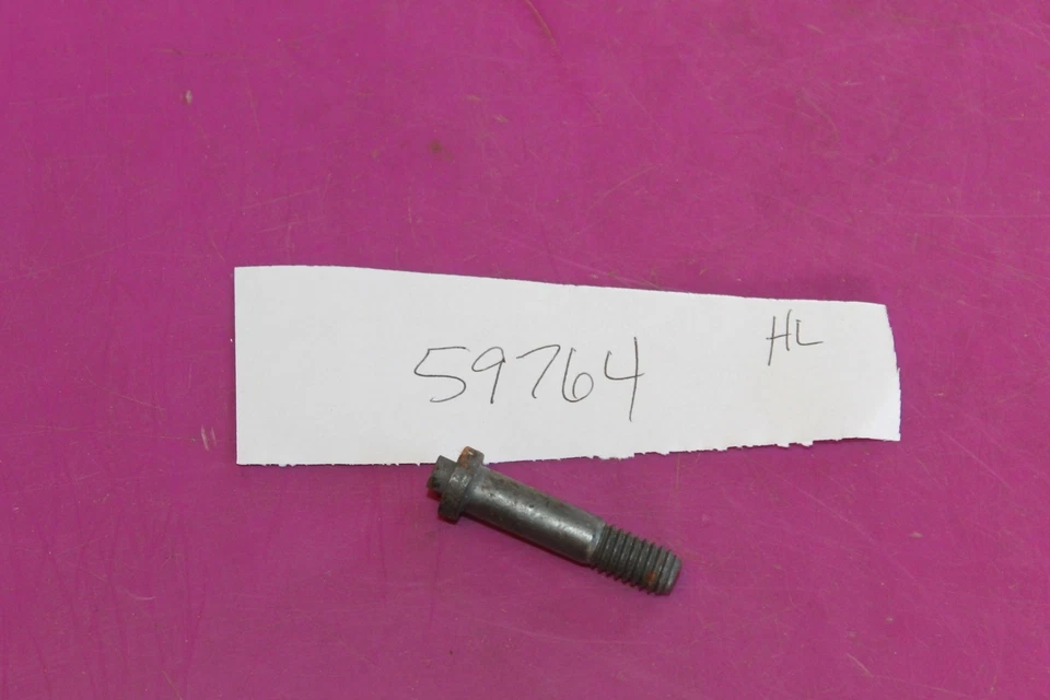 NOS Homelite Stud. Part 59764-A. Acquired from a closed dealership. See pic. Foto 1 de 1