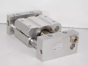 SMC Pneumatics NCY2S25H-0250 Rodless Slider Guided Cylinder 100 psi 0.70 MPa USA - Picture 1 of 3