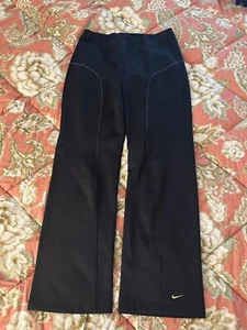 NIKE Thermafit Womens Black Boot Cut Sweatpants Size 8/10 NWT - Picture 1 of 10