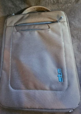 STM Ipad Tablet Zippered Case Sleeve Black  (15110) - Image 1 of 4