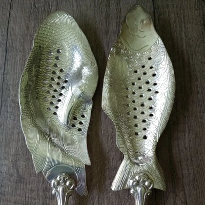 NICKEL/ SILVER PLATED FISH SERVER UTENSILS 11 3/4”L x 2 3/4”W. FISH & DUCK - Image 1 of 4