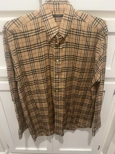 Men’s Burberry Brit Classic Plaid Nova Check Size Medium Lightweight Button Up - Picture 1 of 2