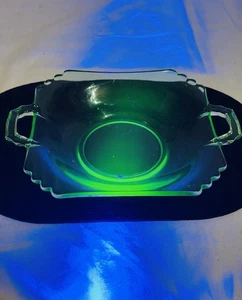 Vintage Fostoria Green Vaseline Glass Candy Dish 1930s/1940s USA - Picture 1 of 7