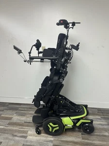 PERMOBIL F5 VS POWER WHEELCHAIR ,STANDING WITH HEAD ARRAY + ATTENDANT, 11 MILES - Picture 1 of 11