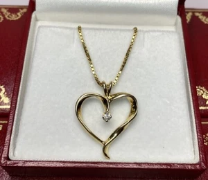 10k Yellow Gold Genuine Diamond Solitaire Love Heart Wedding Mom Charm Pendant - Picture 1 of 8