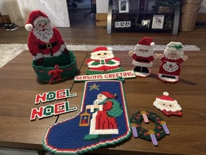 10 verschiedene Kunststoff Leinwand Weihnachtsschmuck 3,5" bis 7" hoch Weihnachtsmann Strumpf - Bild 1 von 12