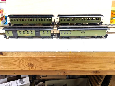 Juego de vagones de pasajeros HO Roundhouse Overland (4 coches) Canadian National Foto 1 de 4