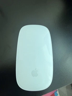 Apple Magic Mouse - Plateado Foto 1 de 2