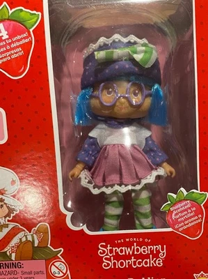 Fresa Pastel Corto PUDÍN CIRUELA 5" Muñeca de Moda TLS Juguetes Sujetos Leales 2024 Foto 1 de 2