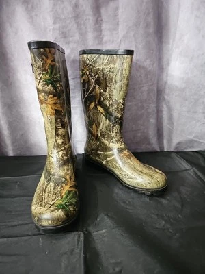 Magellan Realtree Edge Boots Women Rubber Mud Camo W/ Pink Liner Size 8 - Image 1 of 4