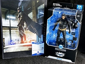 BATMAN SKYDIVE • CHRISTIAN BALE AUTOGRAPH BECKETT COA • DC MULTIVERSE McFARLANE - Bild 1 von 7