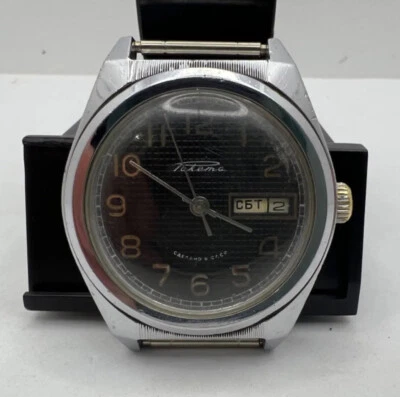 Original Vintage Soviet Wrist Mechanical Watch Raketa 2628 Ussr - Image 1 of 4