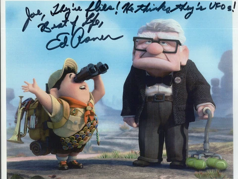 ED ASNER HAND SIGNED 8x10 COLOR PHOTO+COA       AWESOME POSE FROM UP      TO JOE Cover
