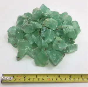 CALCITA VERDE ~ PIEZAS DE ROCA ÁSPERA ~ 30MM / 3CM ~ COMPRAR 3, 5 O 10 ESPECÍMENES ~ CRUDO - Imagen 1 de 2