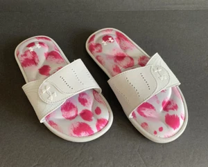 Under Armour UA Ignite VI NEW 3023790-100 Youth Gray Pink Slides Youth Size 4 - Picture 1 of 10