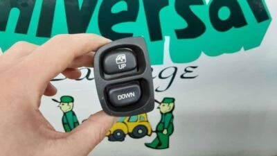 Interruptor de ventana trasera del lado del conductor Saturn S 1996 (LR)  Foto 1 de 2