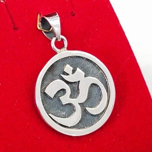 Collana con ciondolo in argento sterling 925 con simbolo spirituale yoga indù - Foto 1 di 8