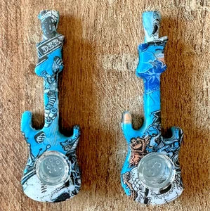 Guitarra Tubo de Mano Azul Silicona 4.25" Pulgadas Largo Surtido Diseño y Color - NUEVO - Imagen 1 de 2