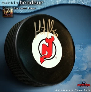 MARTIN BRODEUR Signed New Jersey Devils Puck - Picture 1 of 1