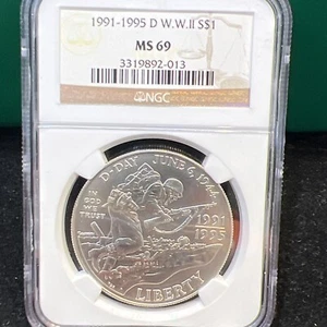 1991-1995 D World War 2 WWII Anniversary Commemorative Silver Dollar MS69 NGC - Picture 1 of 4
