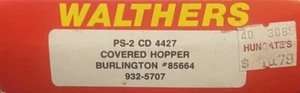 Walthers HO - PS-2 CD Covered Hopper (Shell only) Pillsbury - CL - Picture 1 of 2