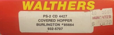 Walthers HO - PS-2 CD Covered Hopper (Shell only) Pillsbury - CL - Image 1 of 2