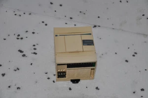 Telemecanique Schneider Twido TWDLCAA16DRF Programmierbare Steuerung SPS - Bild 1 von 2