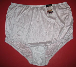 VANITY FAIR - 8 XL NEW PERFECTLY YOURS STYLE #15712 100% NYLON PANTY BRIEF - Picture 1 of 3