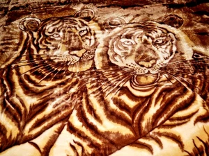 VTG TIGER Theme Queen size Korean Mink BLANKET~BIG Soft Plush Throw~ NEW in BAG* - Picture 1 of 8