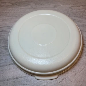 Rubbermaid Servin Saver Replacement Lid #2 Almond Round - Picture 1 of 3
