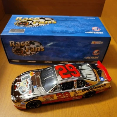 2001 Action QVC Race Fans Only Chrome 1:24 Kevin Harvick #29 Looney Tunes Taz - Image 1 of 4