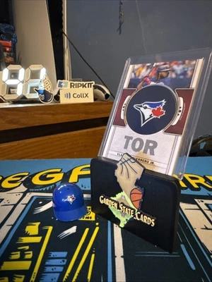 2023 Topps Series 1 - Vladimir Guerrero Jr. Team Logo Commemorative Patch - Image 1 of 2