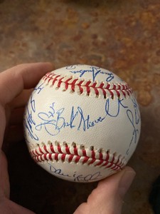 luis gonzalez autographed baseball