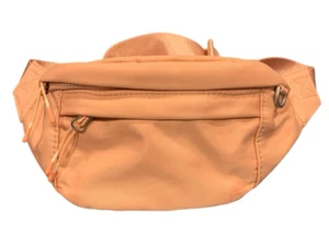 FABLETICS Fanny Pack The Modular Hip Bag Pink Adjustable Strap Travel CLEAN $59 - Picture 1 of 11