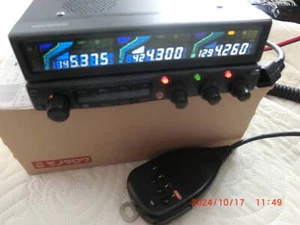Kenwood Tm-742 50/430/1200 Amateur Radio Transceiver Black 144Mhz 430Mhz 1200Mhz - Zdjęcie 1 z 8
