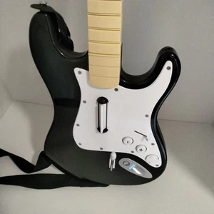 Nintendo Wii Harmonix Rock Band Fender Guitar Controller Model 19091 - No Dongle - Picture 1 of 6