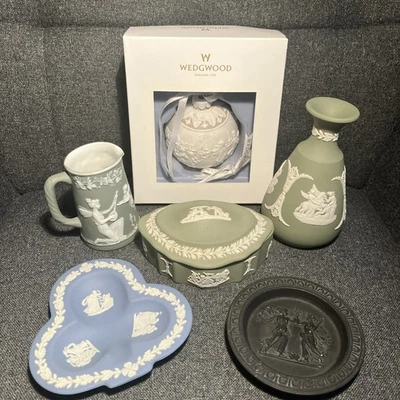 Wedgwood Jasperware Lot Green Small Vase Pitcher Round Box Vintage Blue  - Imagem 1 de 4