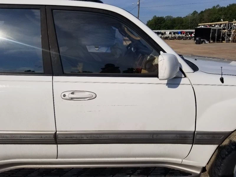 03-07 TOYOTA LAND CRUISER OEM PASSENGER RIGHT FRONT DOOR WHITE  Foto 1 de 4