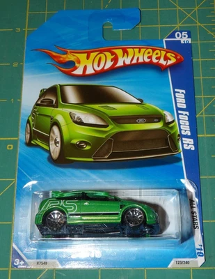 2010 Hot Wheels All Stars — Ford Focus RS — зеленый - Изображение 1 из 3
