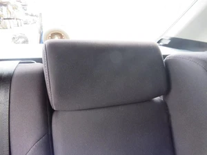 Ssangyong Korando MK3 2017 REF-B583/KOPFSTÜTZE HINTEN MITTE KOSTENLOSER VERSAND - Bild 1 von 2