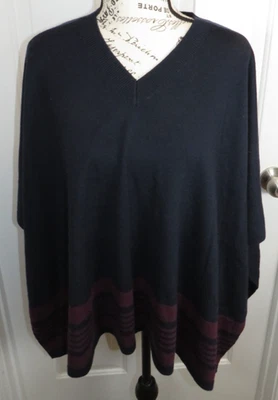 Poncho suéter de lana Orvis Merino chal cuello en V talla única azul marino a rayas Foto 1 de 4