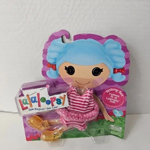 MGA Lalaloopsy Fashion Pack Badeanzug rosa weiß Badeanzug Outfit Stoffpuppe - Bild 1 von 14