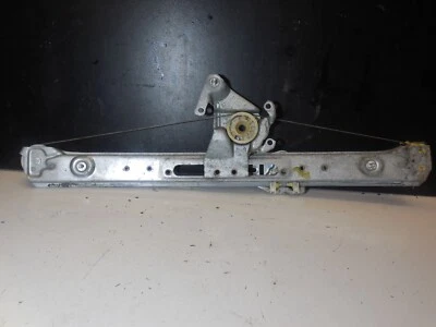 Regulador ventana trasera izquierda Brose 8200717 2001-2005 BMW E46 325i 330i Foto 1 de 4