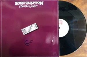 "Álbum de grabación firmado de Eric Clapton, ""Another Ticket" - Imagen 1 de 1