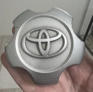 (1) Fits SOME 06 - 11 Toyota Rav4 wheel center cap hubcap , 4260B-0R010 , 69506 - Picture 1 of 8