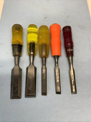 5pc Wood Chisel Lot - Fuller, Unbranded Or Markings Gone, 1/2in, 1in - Blue - Image 1 of 4