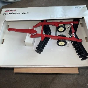 VTG ERTL Case/International Harvester Red Disc Plow 1:16 In Original Box 2013 - Picture 1 of 13