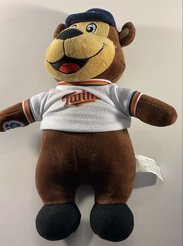 Minnesota Twins Build-A-Bear Stadium Giveaway SGA Mascot TC Bear Baseball 11" Cover