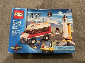 LEGO City 3366 Satellite Launch Pad NEW! Booster Rocket Van Truck Town NASA